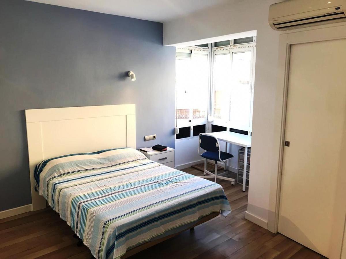 Malaga Centro - La Trinidad Apartment Exterior photo
